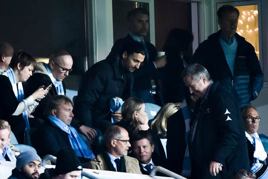 Zlatan Ibrahimovic på läktaren
