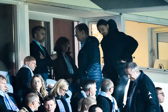 Zlatan Ibrahimovic på läktaren