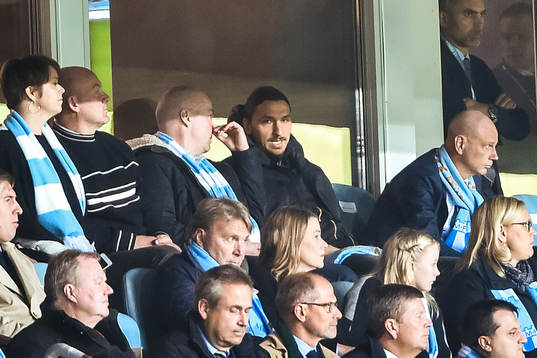 Zlatan Ibrahimovic på läktaren