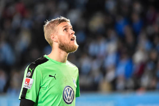 Malmö FFs målvakt Fredrik Andersson deppar