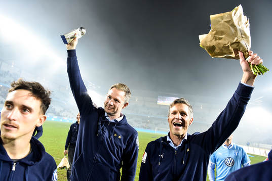 Malmö FFs tränare Magnus Pehrsson och assisterande