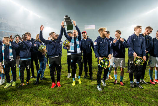 Malmö FFs Erdal Rakip och Franz Brorsson jublar med