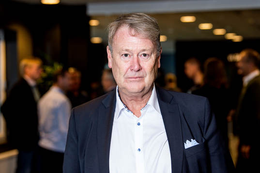 Åge Hareide på plats i MFF museet innan fotbollsmatchen i