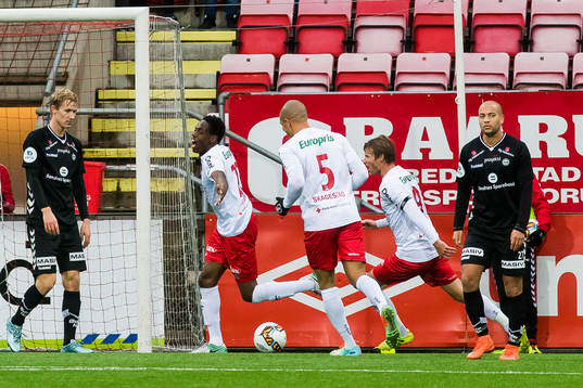 Akinsola Akinyemi of Fredrikstad celebrates