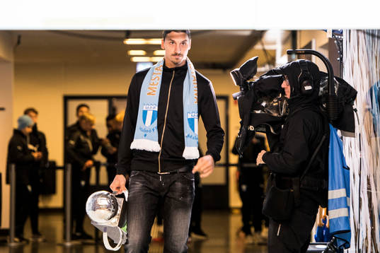 Malmö FFs Zlatan Ibrahimovic kommer ut med Lennart