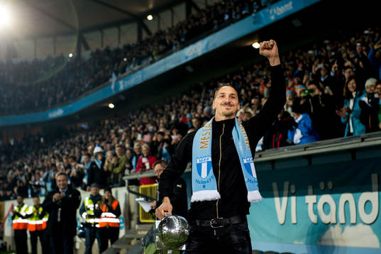 Malmö FFs Zlatan Ibrahimovic kommer ut med Lennart