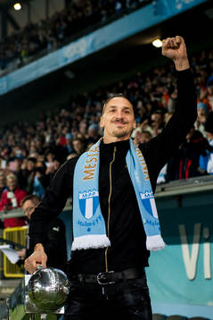 Malmö FFs Zlatan Ibrahimovic kommer ut med Lennart