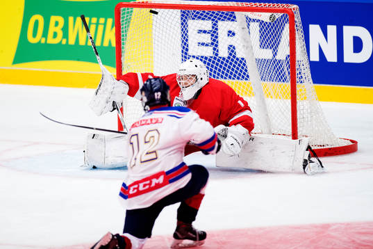 Stockholm Syds Jonathan Andersson gör 0-1-målet bakom