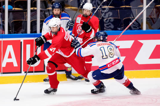 Östergötlands Albin Persson och Stockholm Syds Kim Miller