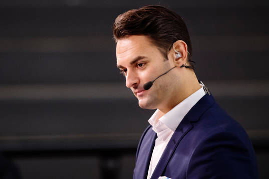 SVTs Dusan Umicevic i studion