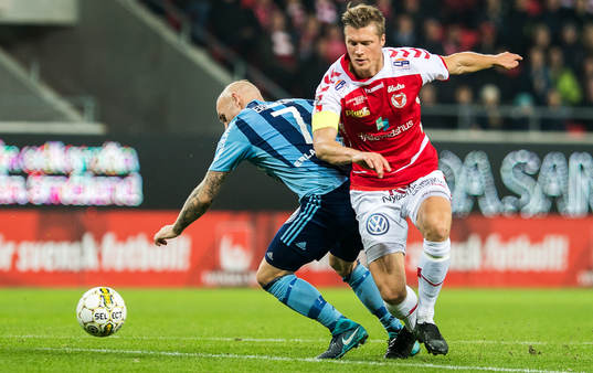 Kalmars Viktor Elm och Djurgårdens Magnus Eriksson