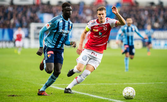 Kalmars Viktor Elm och Djurgårdens Aliou Badji