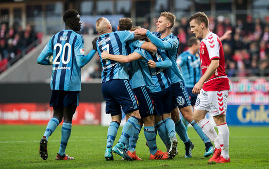 Djurgårdens spelare jublar