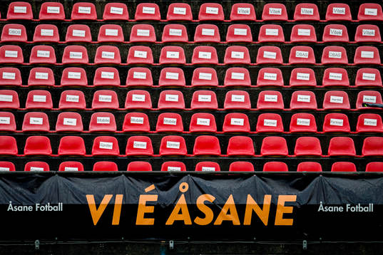 Empty seats at Myrdal idrettspark