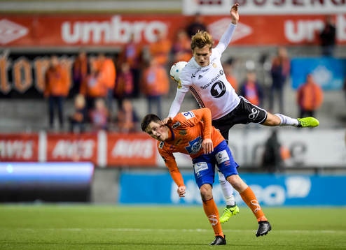 Sondre Brunstad Fet of Aalesund and Morten Konradsen of
