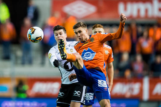 Pål André Helland of Rosenborg and Daniel Leo Gretarsson