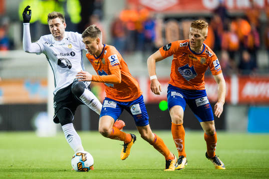 Nicklas Bendtner of Rosenborg, Daniel Leo Gretarsson