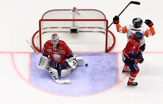 Mål 2-1 av Karlskronas Marcus Paulsson