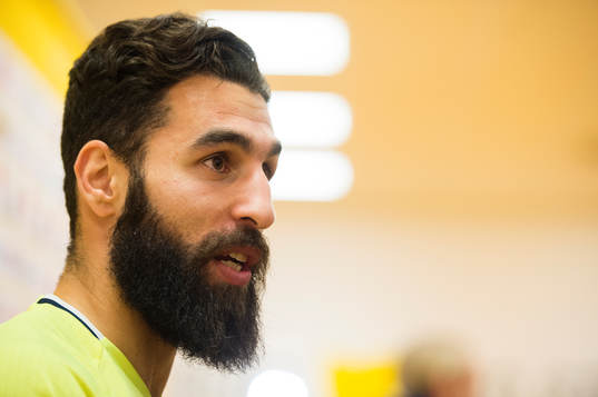 Jimmy Durmaz deltar i mixed zone