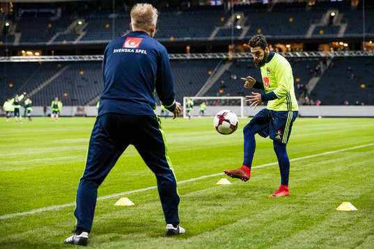 Sveriges Jimmy Durmaz