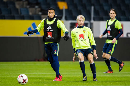 Sveriges Martin Olsson, Johan Larsson och Albin Ekdal