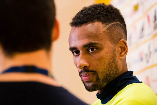 Sveriges Isaac Kiese Thelin