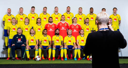 Bildbyråns fotograf Joel Marklund tar svenska