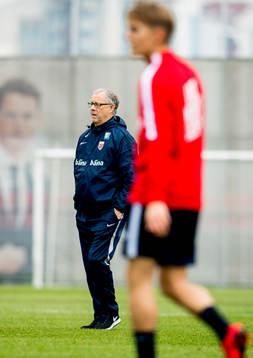 Lars Lagerbäck, head coach of Norway, and Martin Ødegaard