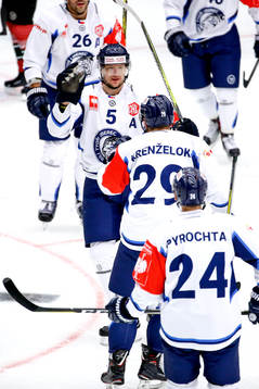 Liberec Ladislav Smid jublar med lagkamrater