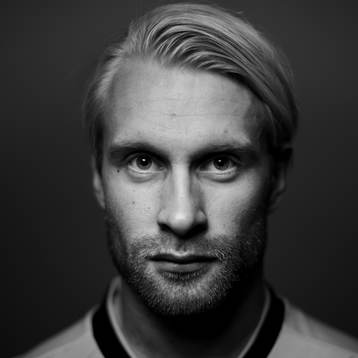 Johan Larsson, spelare i Sveriges fotbollslandslag