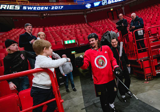 Bläddra bland fler bilder av Ishockey, NHL, Ottawa Senators, Träning & Presskonferens