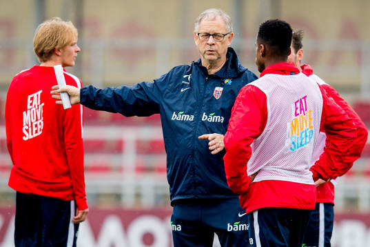 Morten Thorsby, Lars Lagerbäck, head coach, Ola Kamara and
