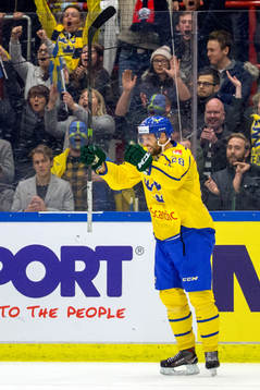 Sveriges Dick Axelsson jublar