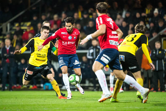 Mjällbys Jesper Gustavsson  och Örgrytes William