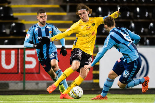 Elfsborgs Christopher McVey utmanar Djurgårdens Jesper