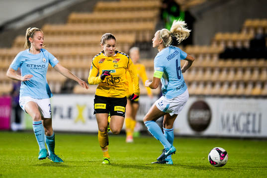 Keira Walsh of Manchester City, Guro Reiten of LSK Kvinner