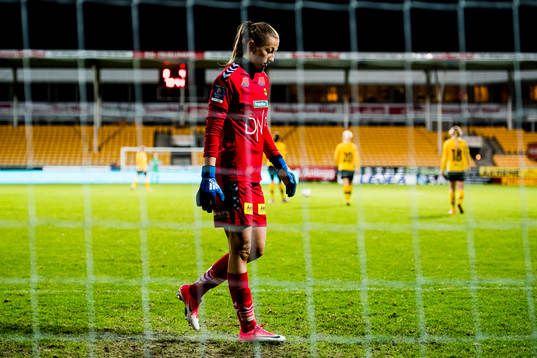 Goalkeeper Cecilie Fiskerstrand of LSK Kvinner looks