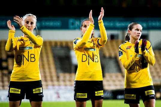 Anja Sønstevold, Ingrid Moe Wold and Guro Reiten of LSK