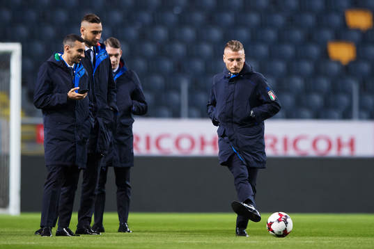 Bläddra bland fler bilder av Fotboll, inför play-off, Italien, presskonferens