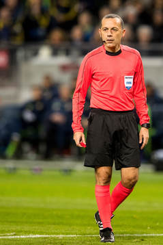 Domare Cuneyt Cakir