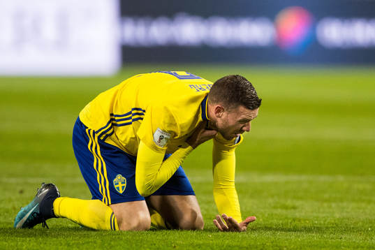 Sveriges Marcus Berg har ont