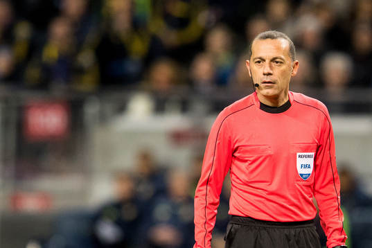 Domare Cuneyt Cakir