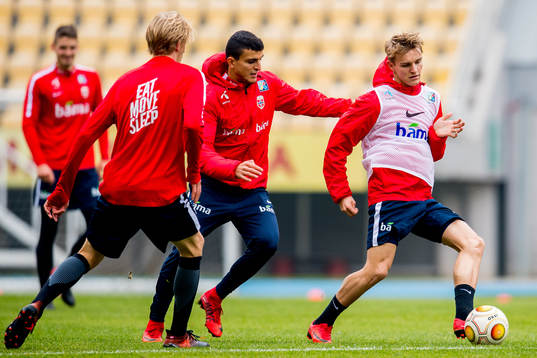 Mohamed Elyounoussi and Martin Ødegaard of Norway