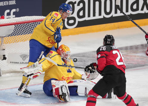 Marcus Högström #14, Sweden	Magnus Helleberg #35, Sweden