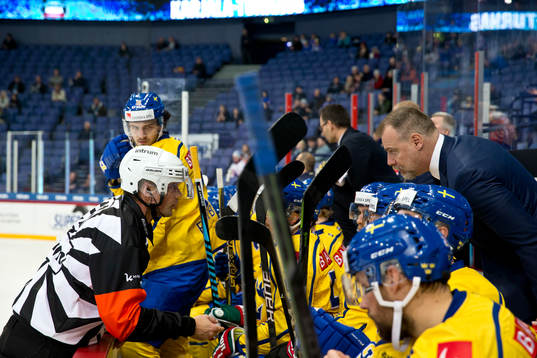 Referee talk to Rikard Grönborg, Sweden