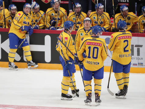 Johan Fransson #8, Pär Lindholm #17, Joakim Lindström
