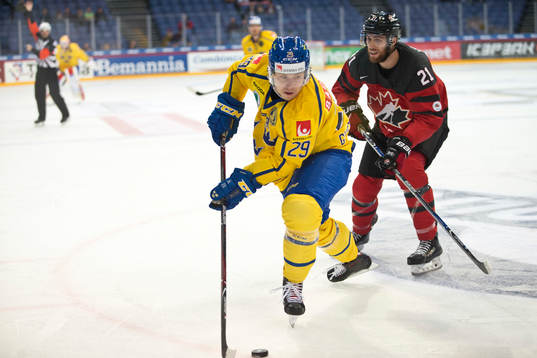 Erik Gustafsson #29, Sweden, Quinton Howden #21, Canada