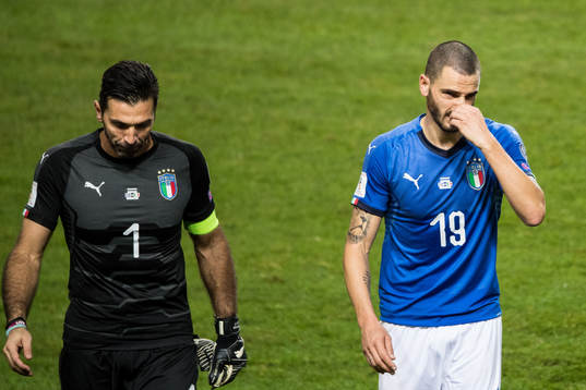 Italiens målvakt Gianluigi Buffon och Leonardo Bonucci