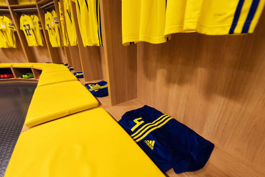 Matchtröjor och shorts är på plats i Sveriges