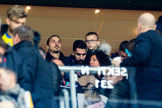 Zlatan Ibrahimovic med sönerna Vincent och Maximilian på